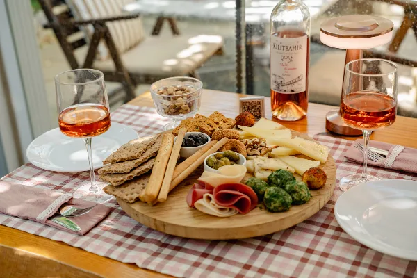 Yöresel Şarap Tabağı / Regional Wine Platter